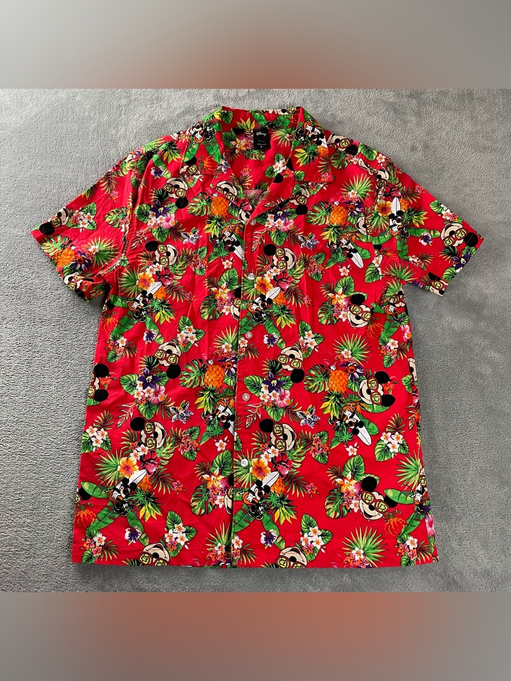 Disney Mickey Mouse Hawaiian Floral Button Down Camp Shirt Size Large Slim / M